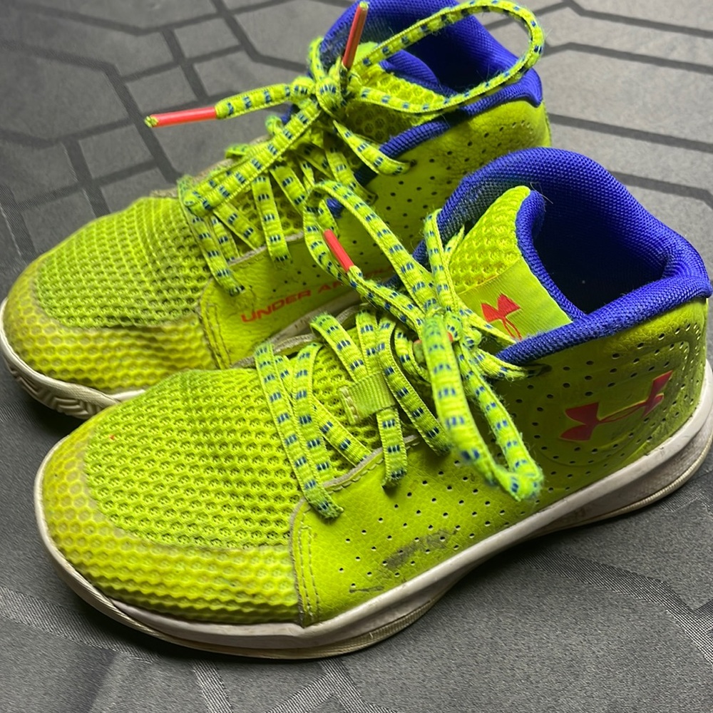 Under Armour Neon Green Yellow Sneakers Size 1